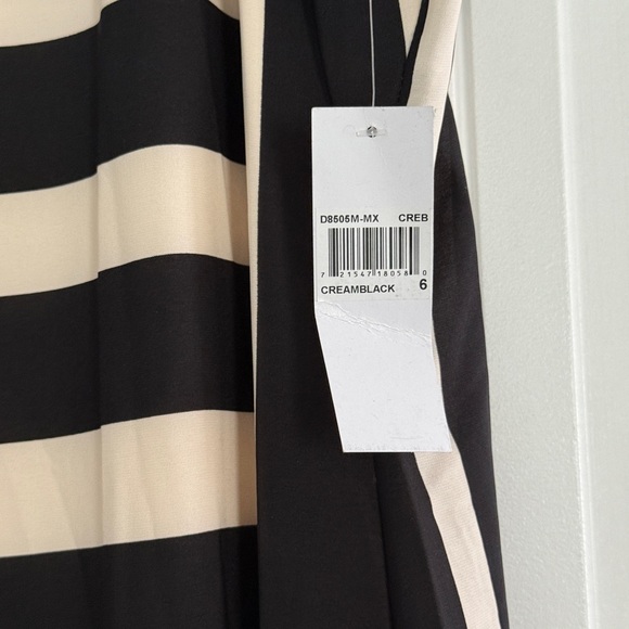 Donna Morgan Stripped Maxi Sleeveless Cream/Black Dress size 6 - Picture 3 of 3